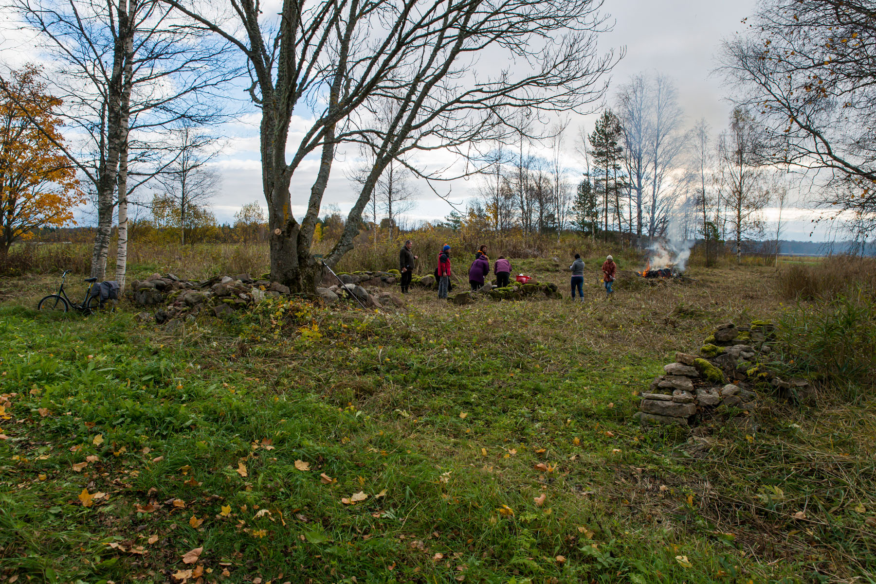 20141018-Yhtri-talgud-217.jpg - 18. oktoober 2014. Talgupäev Ühtris Ülo Soosteri sünnikohas. Foto Mart Mõniste