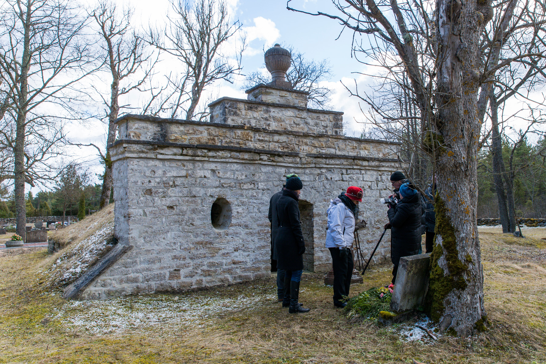 20160318-Saaremaa-076-Jaani-kalmistu.jpg - 18.-20. märts 2016. Saaremaa ringreis. Jaani kalmistu