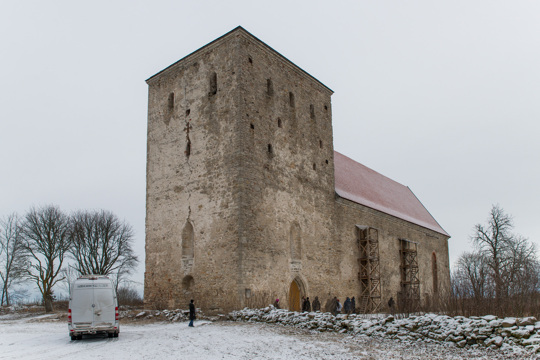 20160319-Saaremaa-260-Poide-kirik.jpg - 18.-20. märts 2016. Saaremaa ringreis. Pöide kirik